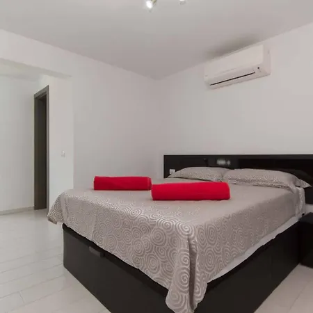 Modern 3 Bedroom Jaccuzi * Плайя-Фаньябе