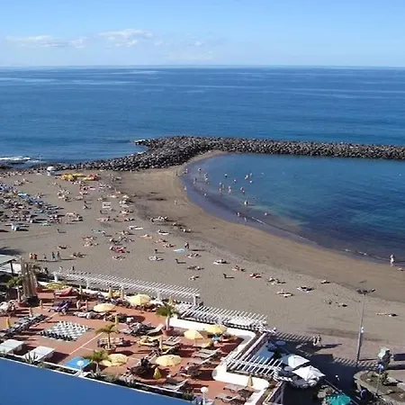 Canaria Modern 3 Bedroom Jaccuzi Вилла