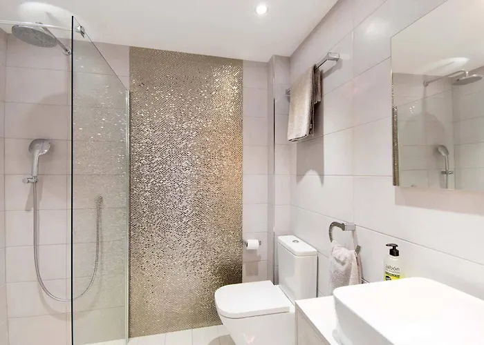 ヴィラ Modern 3 Bedroom Jaccuzi